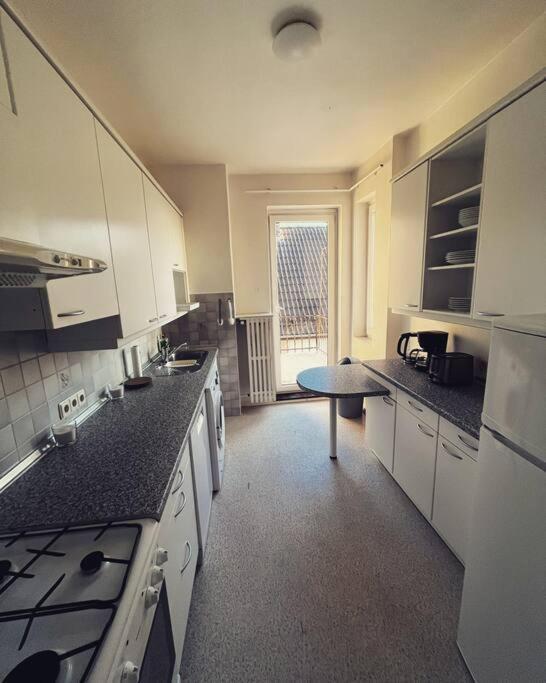 Wunderschoene 3-Zimmer Wohnung Fuer 6 Personen Bremen Exterior photo
